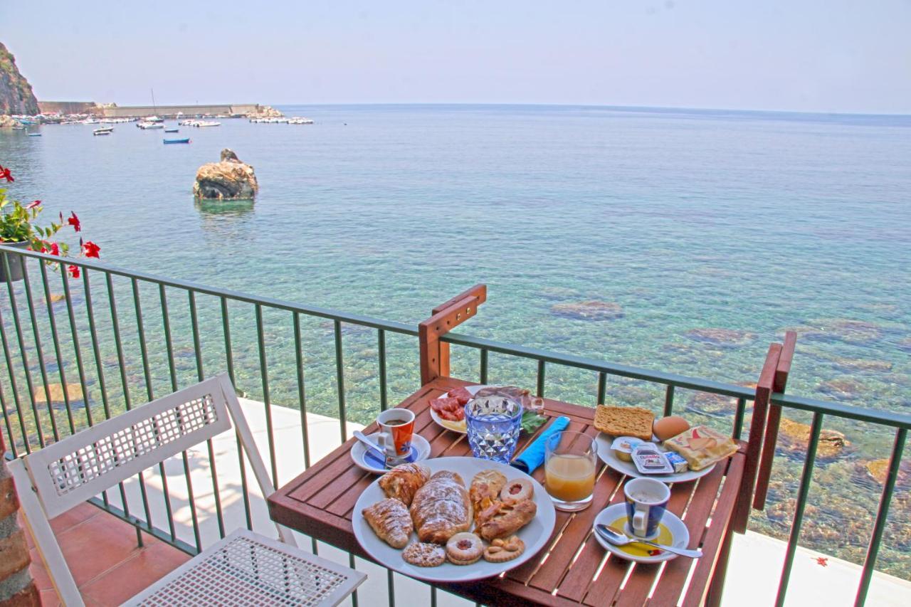 Bb Il Generale Bed & Breakfast Scilla Bagian luar foto