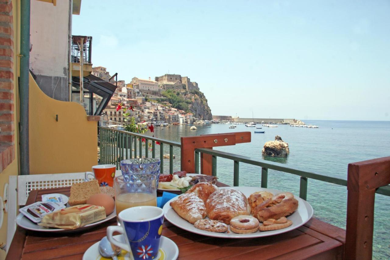 Bb Il Generale Bed & Breakfast Scilla Bagian luar foto