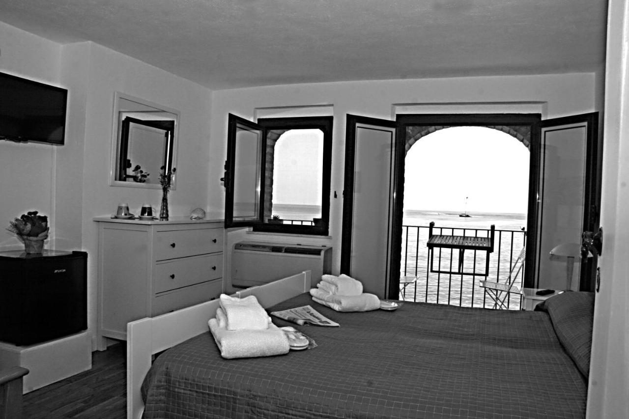 Bb Il Generale Bed & Breakfast Scilla Bagian luar foto