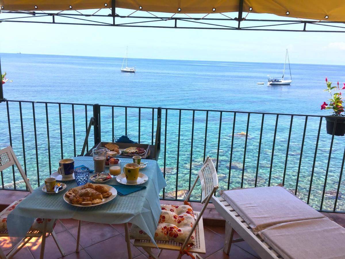 Bb Il Generale Bed & Breakfast Scilla Bagian luar foto