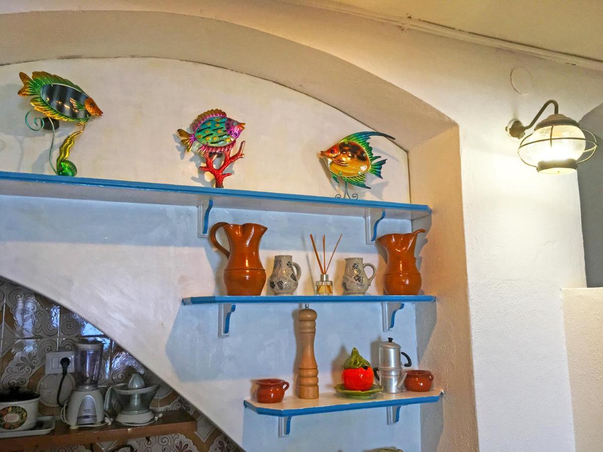Bb Il Generale Bed & Breakfast Scilla Bagian luar foto
