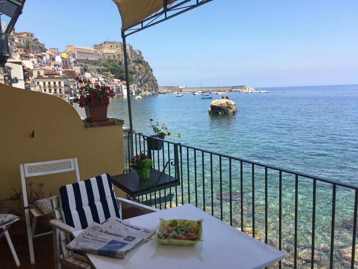 Bb Il Generale Bed & Breakfast Scilla Bagian luar foto
