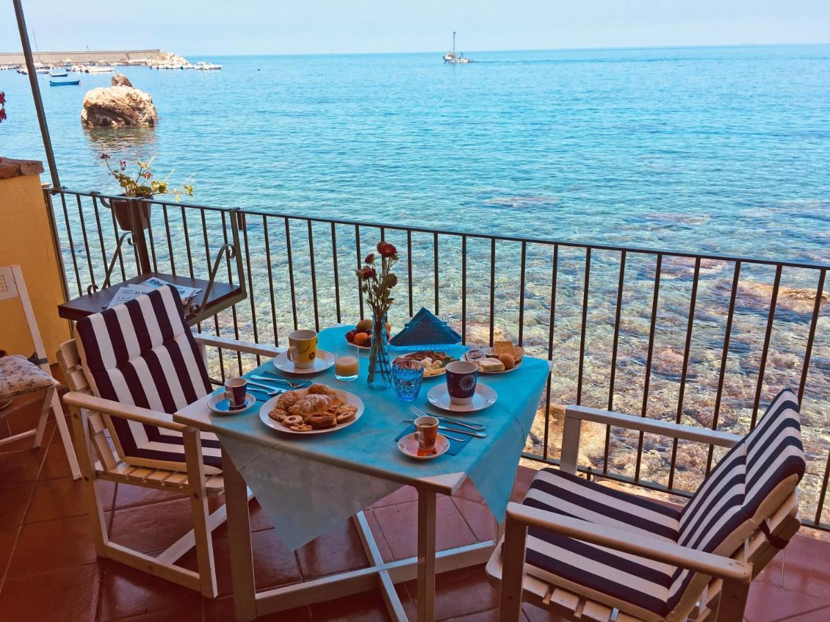 Bb Il Generale Bed & Breakfast Scilla Bagian luar foto