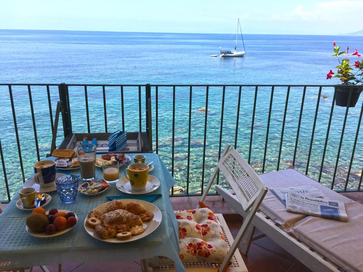 Bb Il Generale Bed & Breakfast Scilla Bagian luar foto