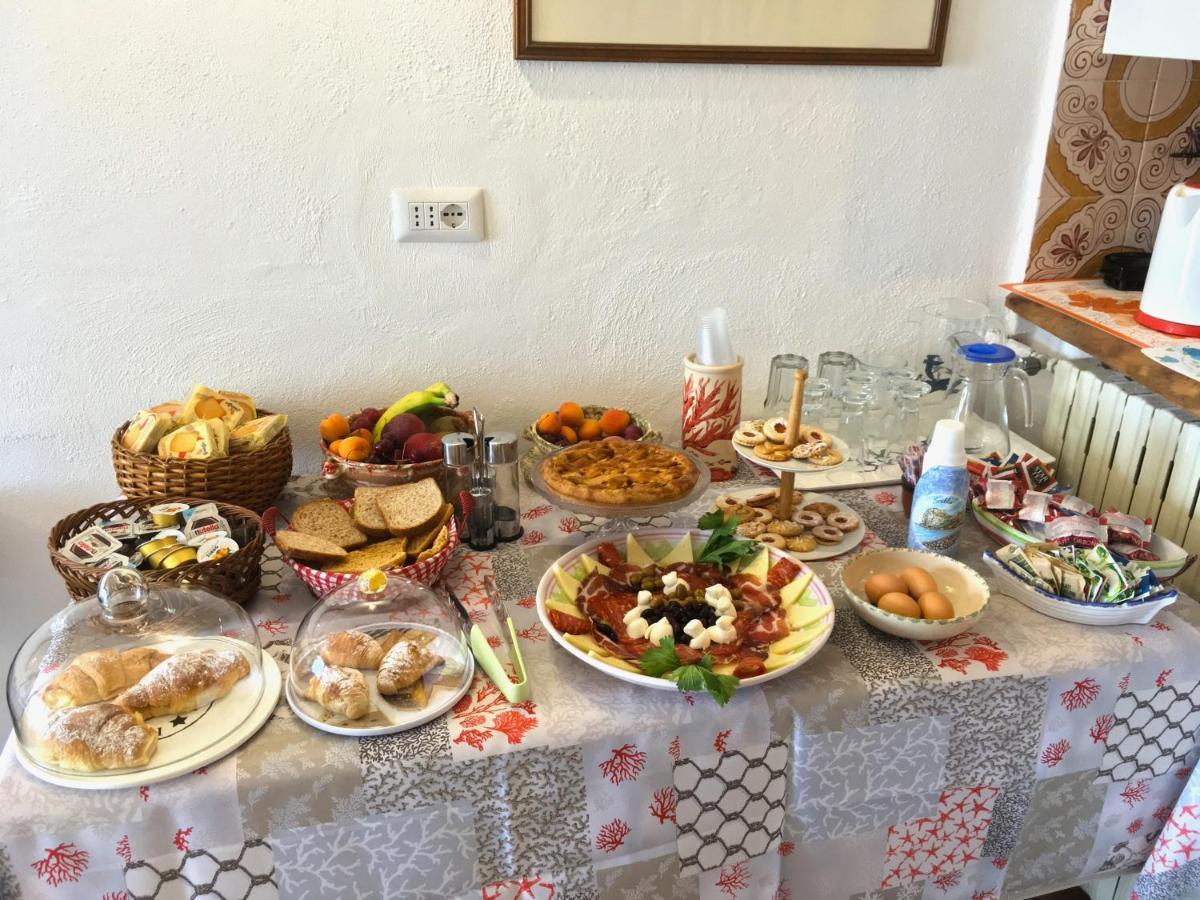 Bb Il Generale Bed & Breakfast Scilla Bagian luar foto