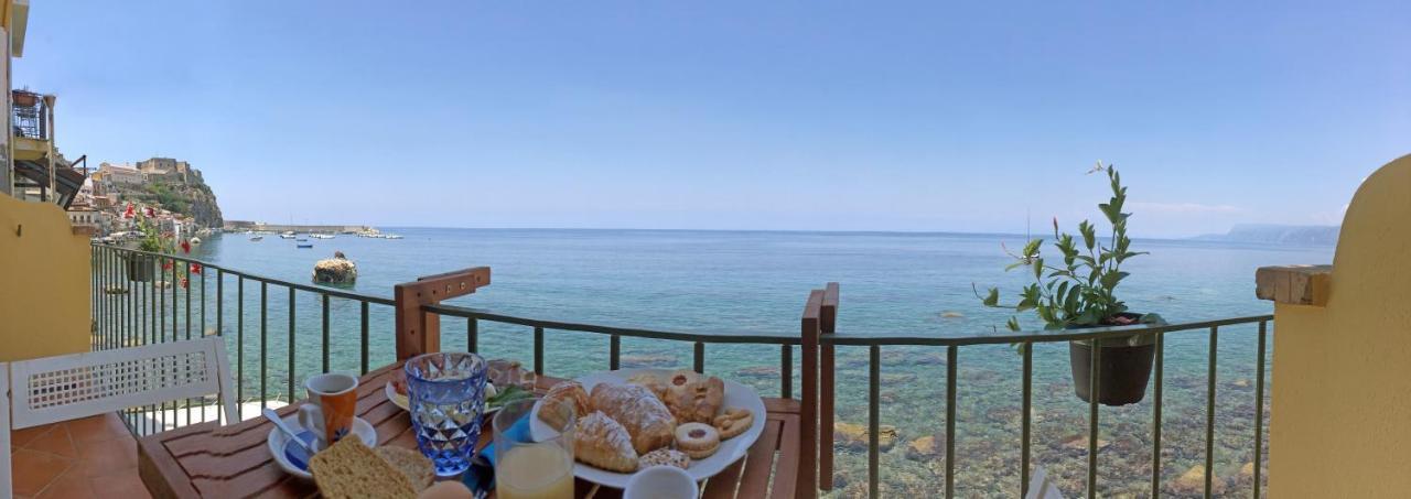 Bb Il Generale Bed & Breakfast Scilla Bagian luar foto